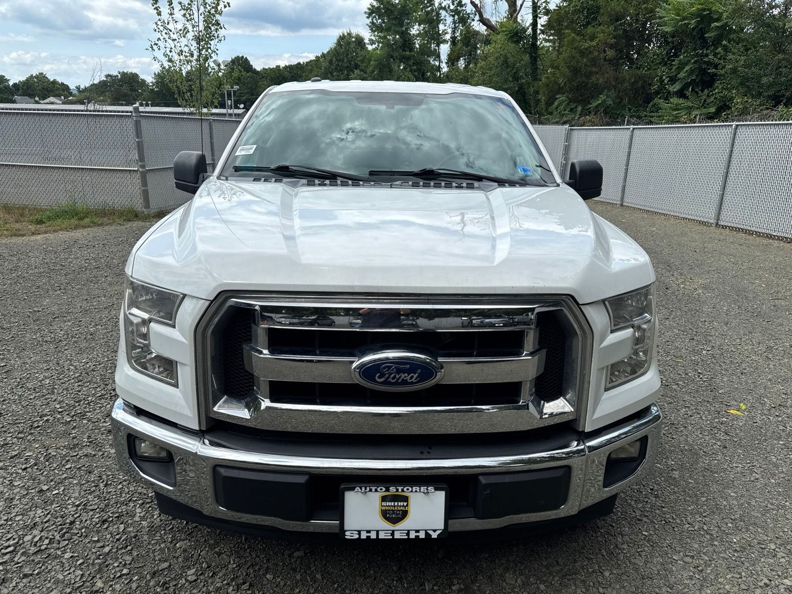 Used 2017 White Ford XLT image 6
