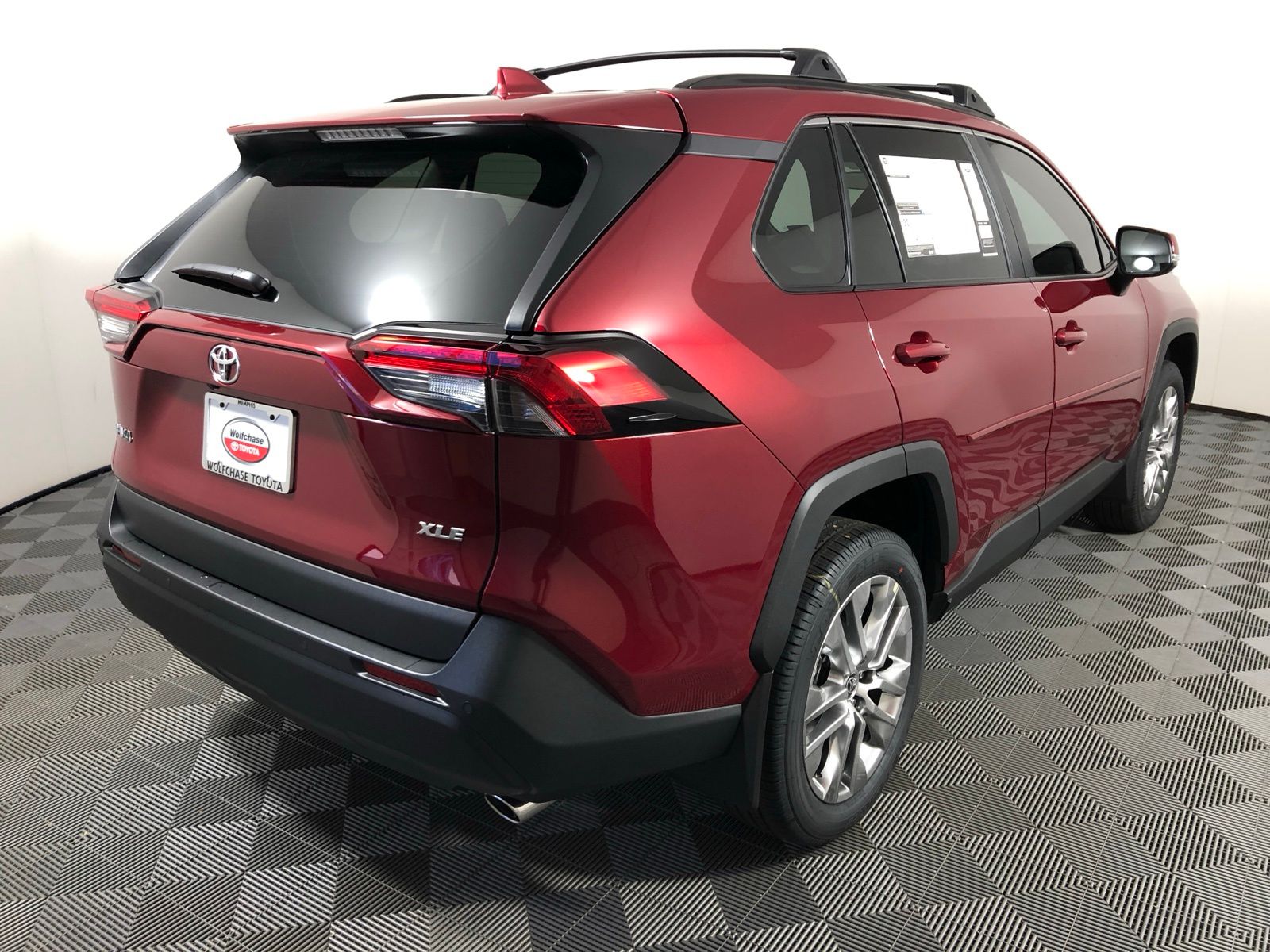 2024 Toyota RAV4 XLE Premium 5