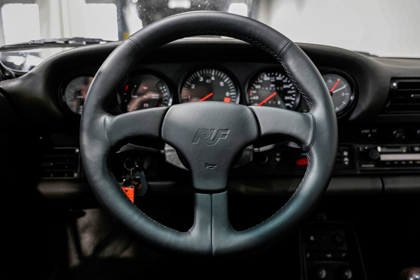 1988 Porsche 911 Carrera — photo 10