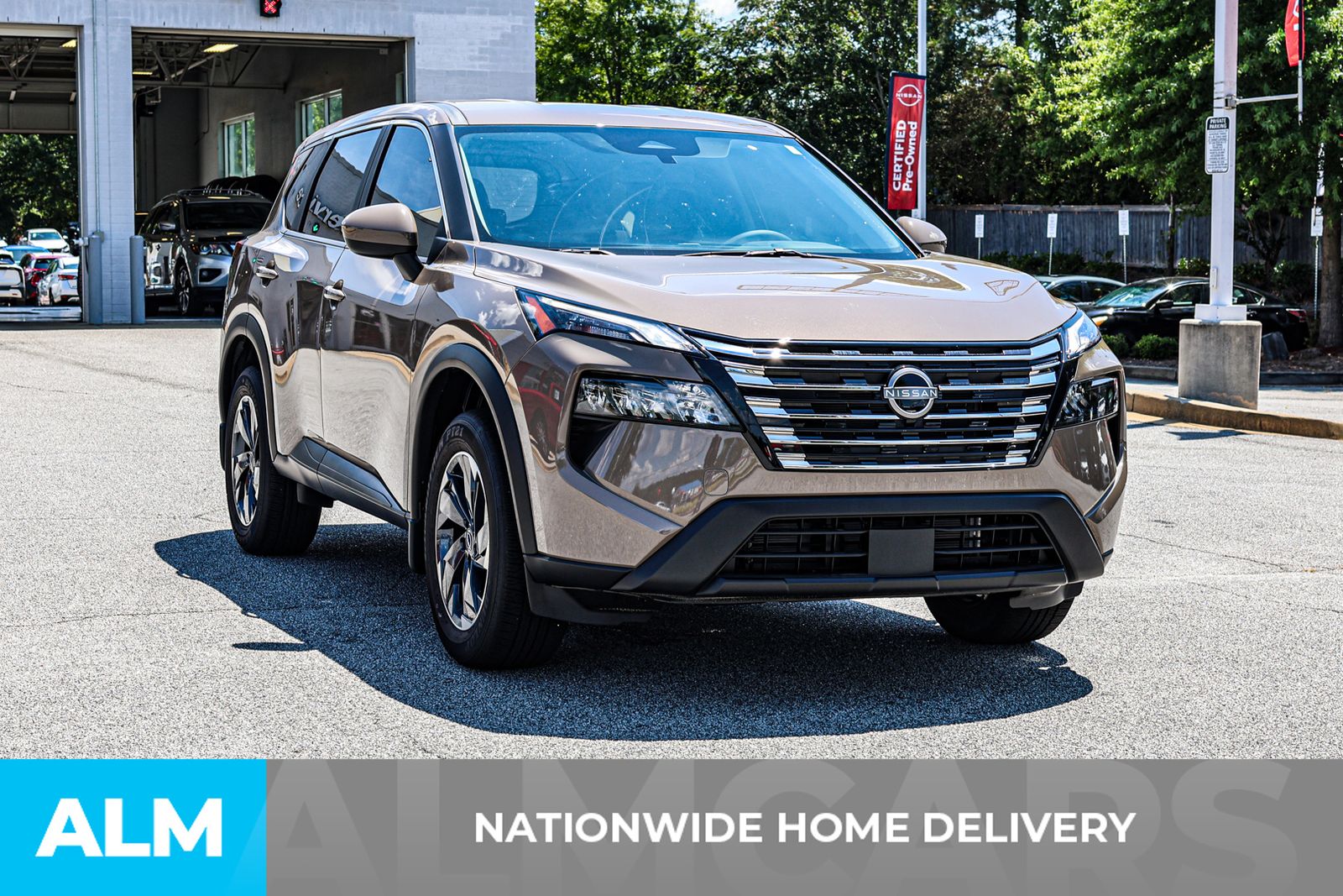 2025 Nissan Rogue SV photo 4