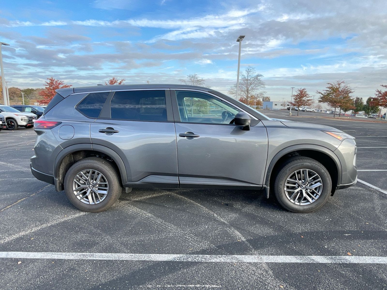 2025 Nissan Rogue S 36