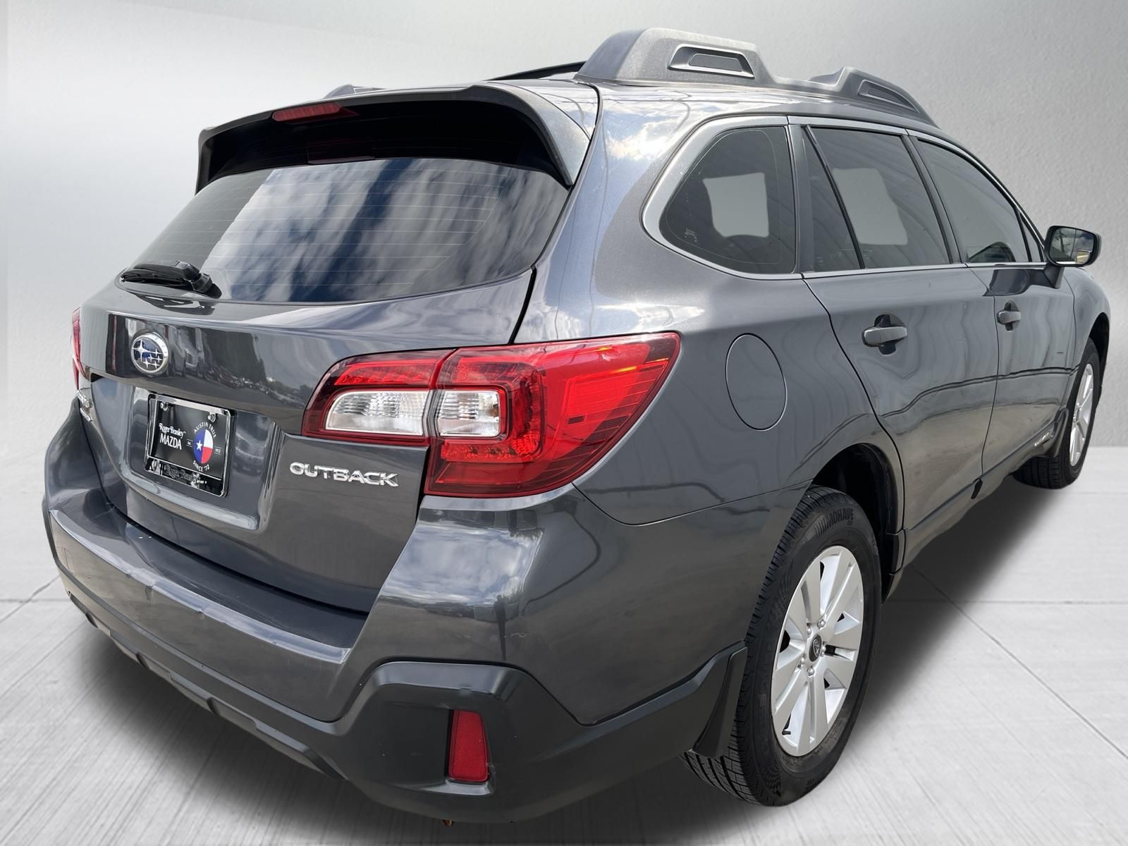 Used Car 2018 Subaru Outback  2.5i For Sale Under $10,000 In Austin, Texas