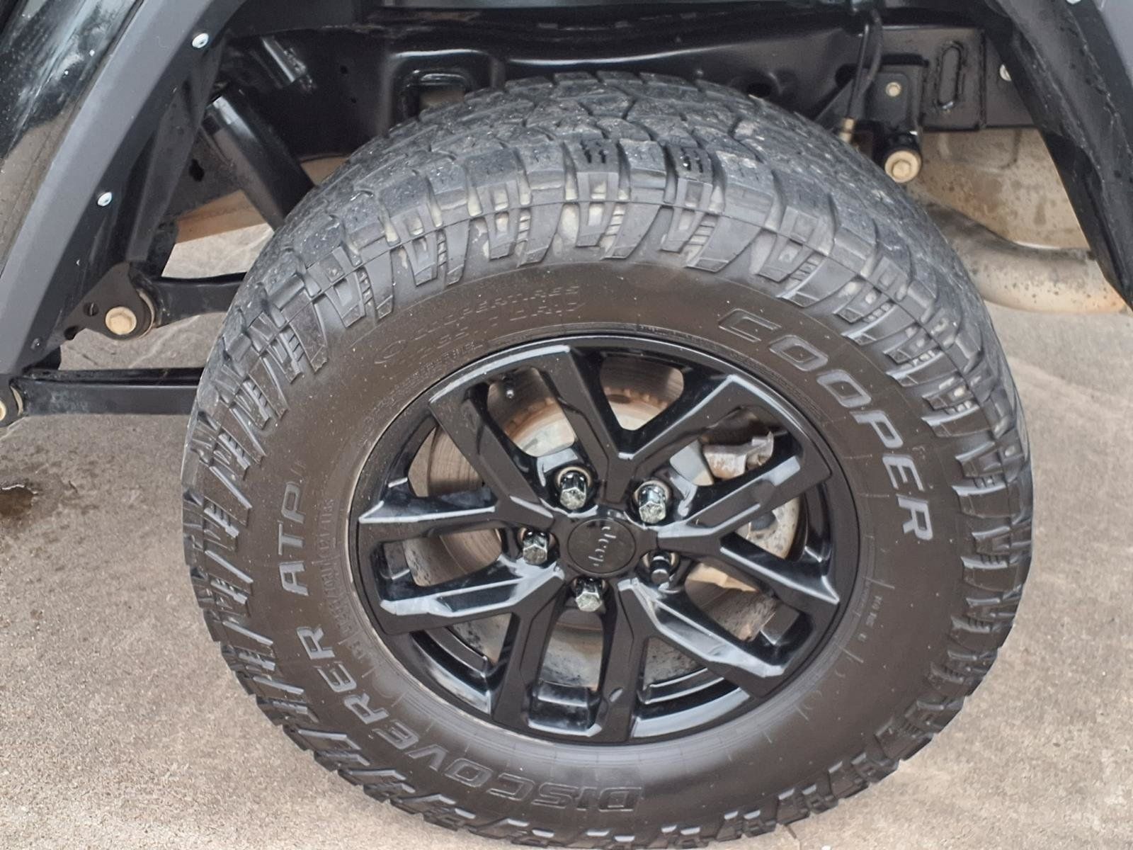 2022 Jeep Gladiator Altitude Black at Toyota of Victoria