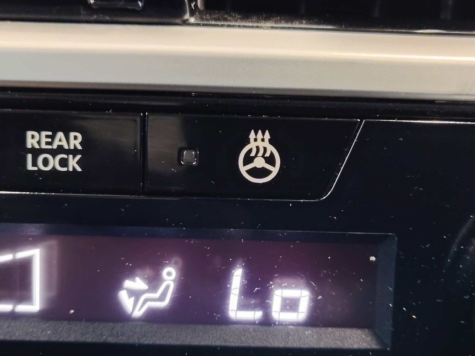 Used Car 2024 Nissan Pathfinder  Sl For Sale Under $35,000 In San Antonio, Texas