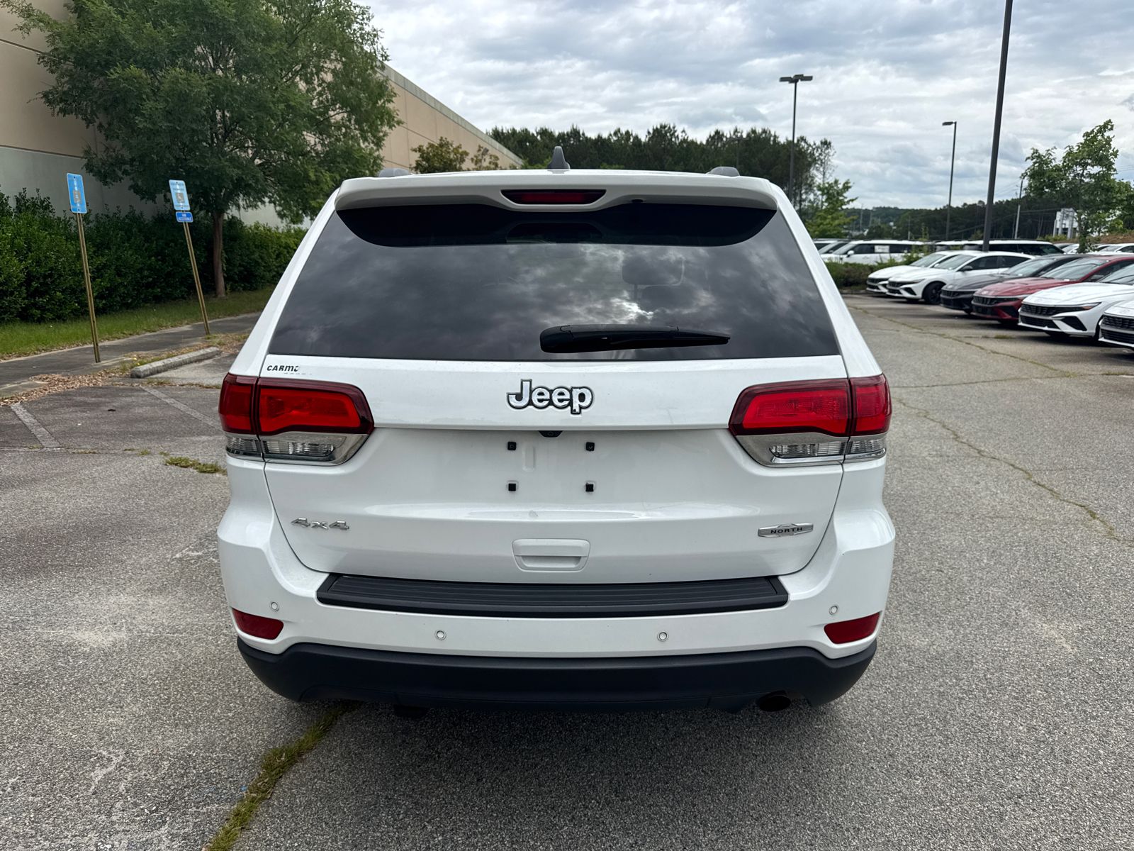 Used 2020 Bright White Clearcoat Jeep **UNDER MARKET** image 17
