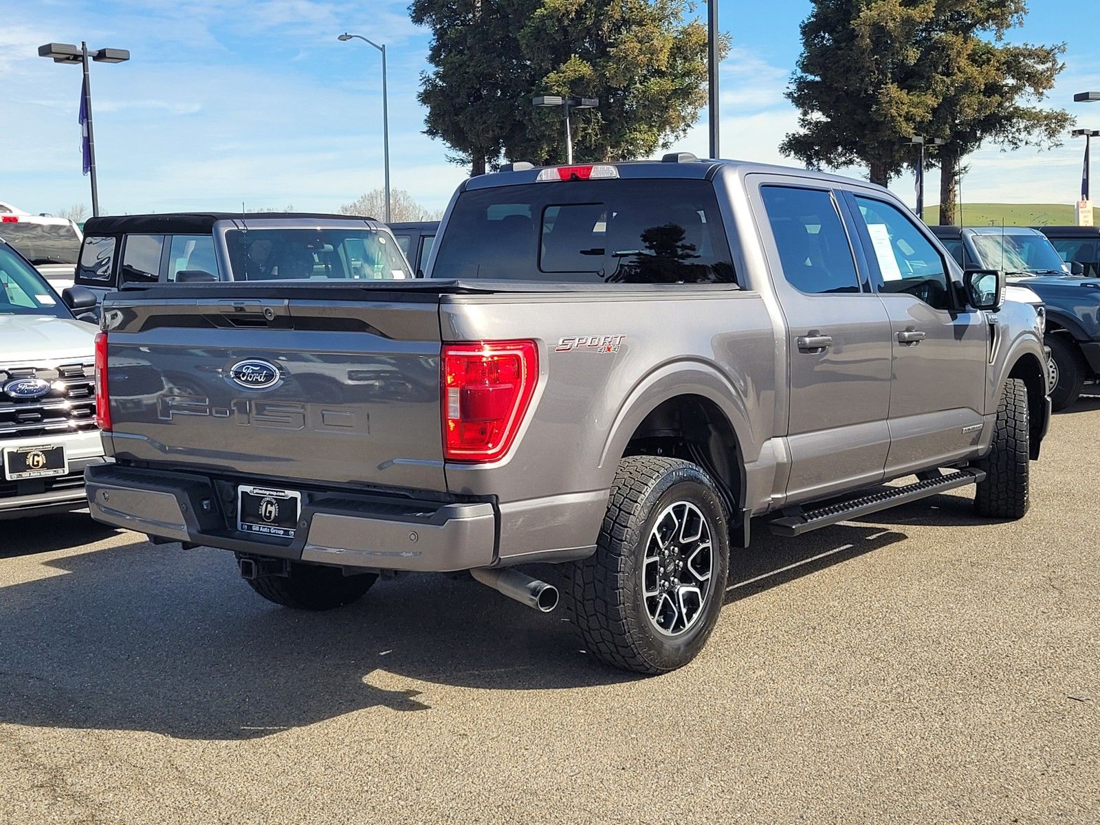 Used 2022 Gray Ford XLT image 4