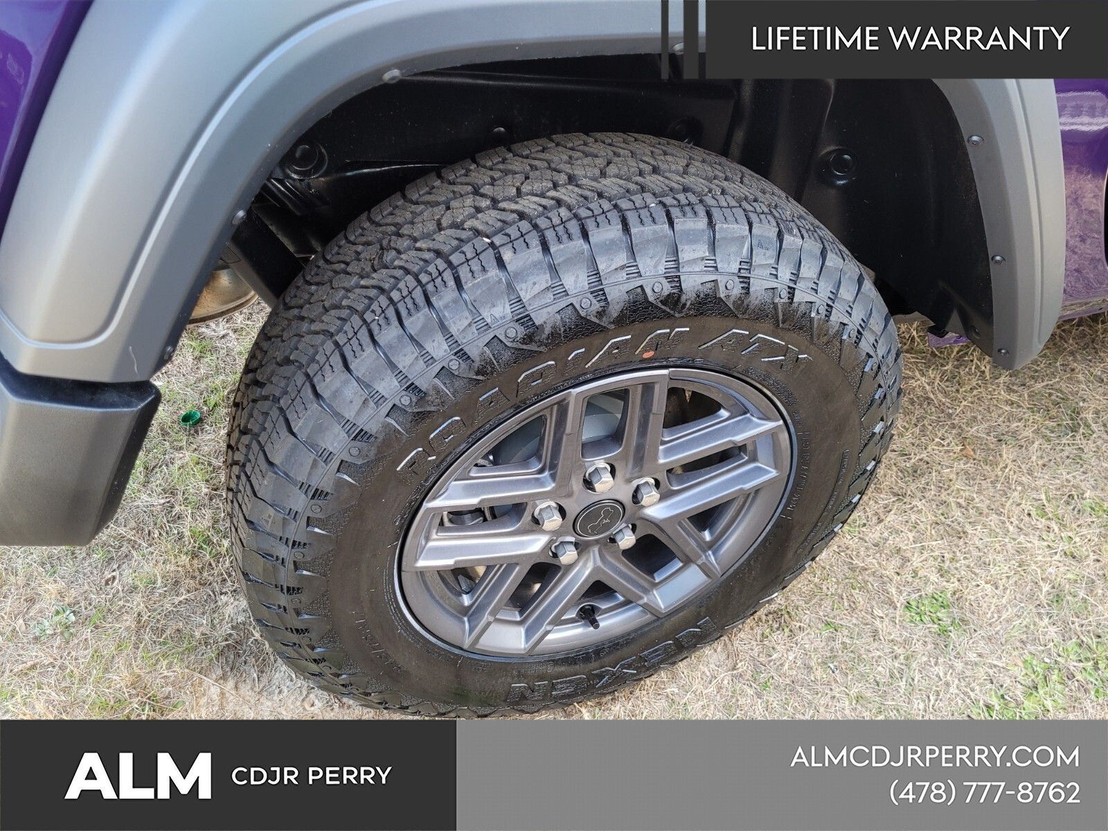 New 2026 Reign Exterior Paint Jeep Sport S image 14