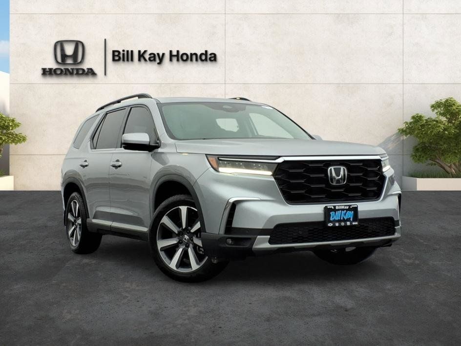 Lunar Silver Metallic 2025 Honda Pilot Touring AWD SUV / Crossover All-Wheel Drive Automatic