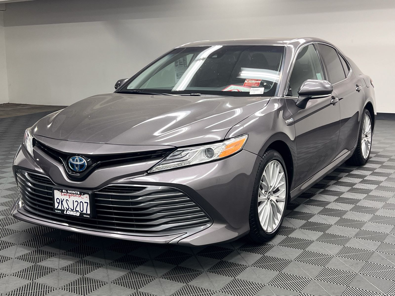 used 2020 Toyota Camry Hybrid car, priced at $24,688