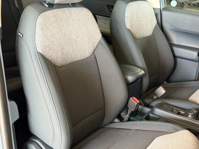 New 2025 Azure Gray Metallic Tri-Coat Ford XLT image 12