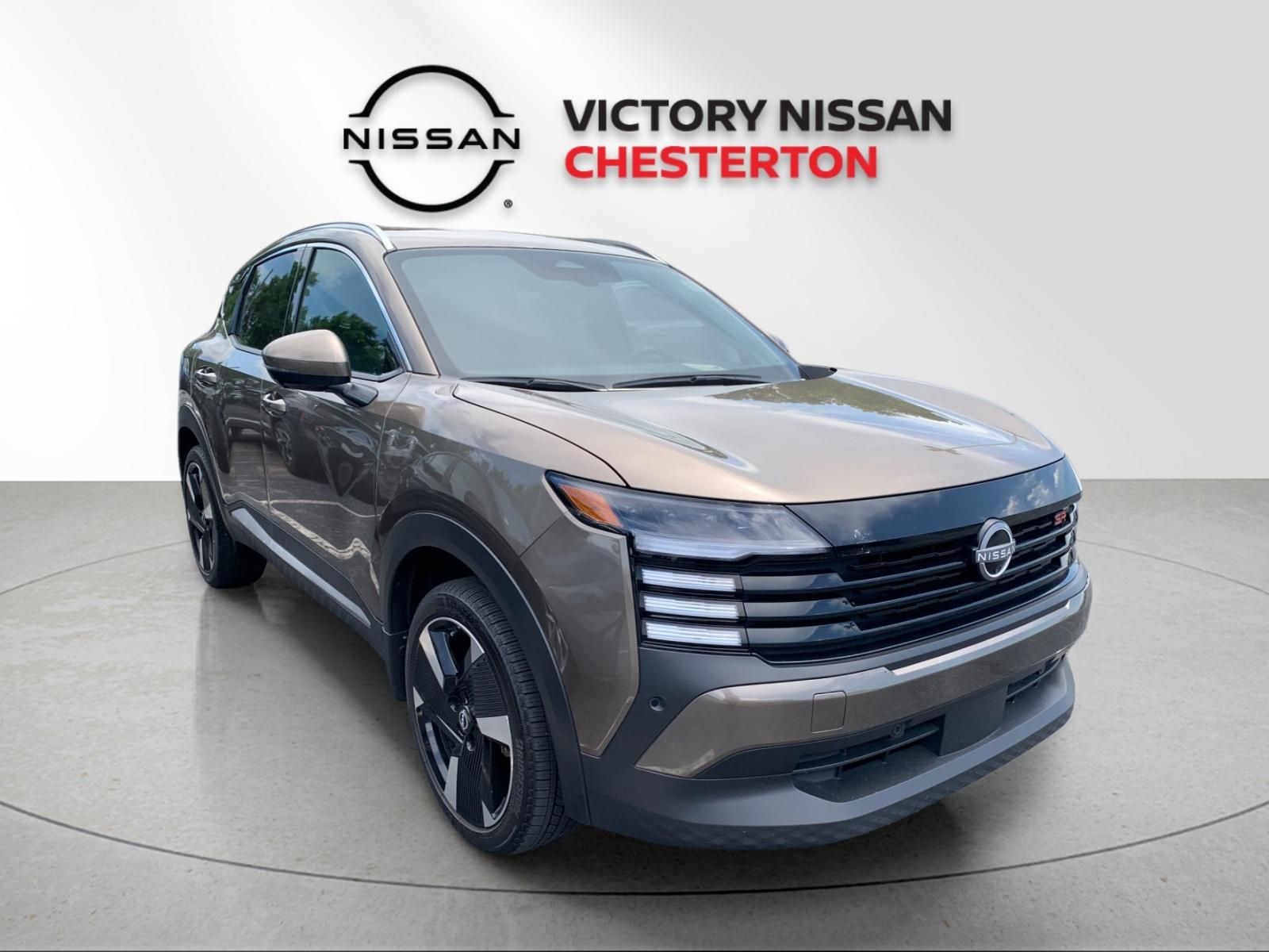 Used 2025 Brown Nissan SR image 4