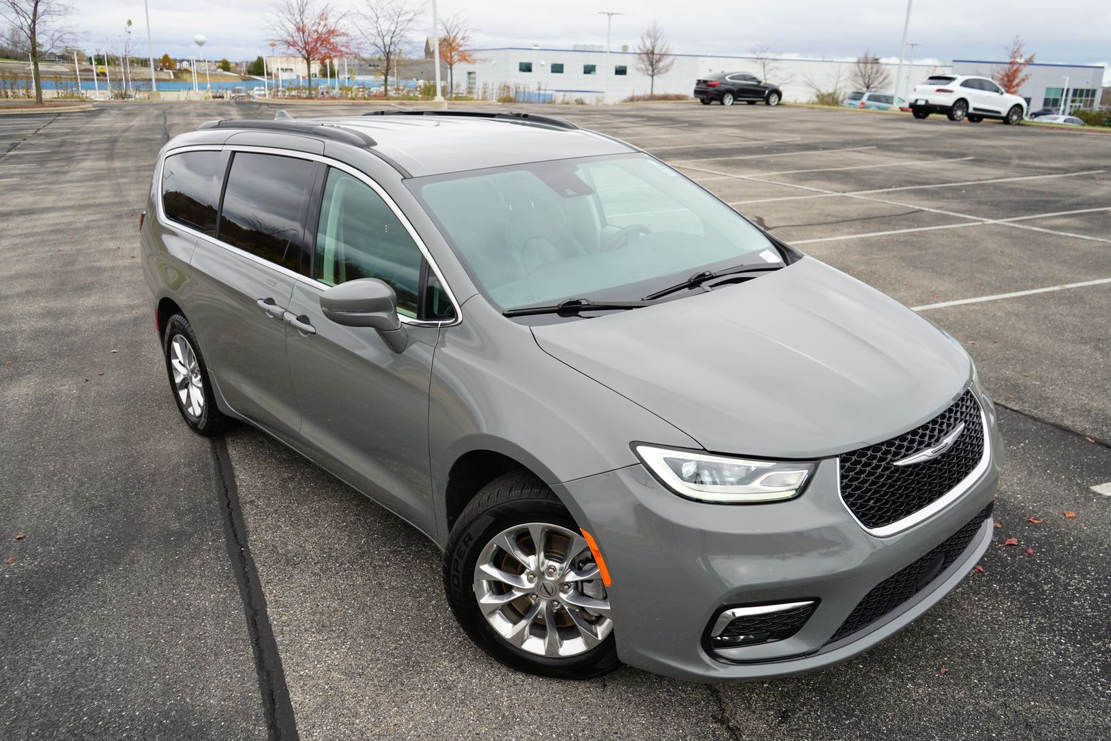 2022 Chrysler Pacifica Touring L 6