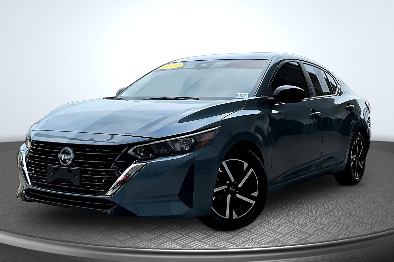 Atlantic Gray Metallic 2024 Nissan Sentra Sedan Front-Wheel Drive Continuously Variable Transmission