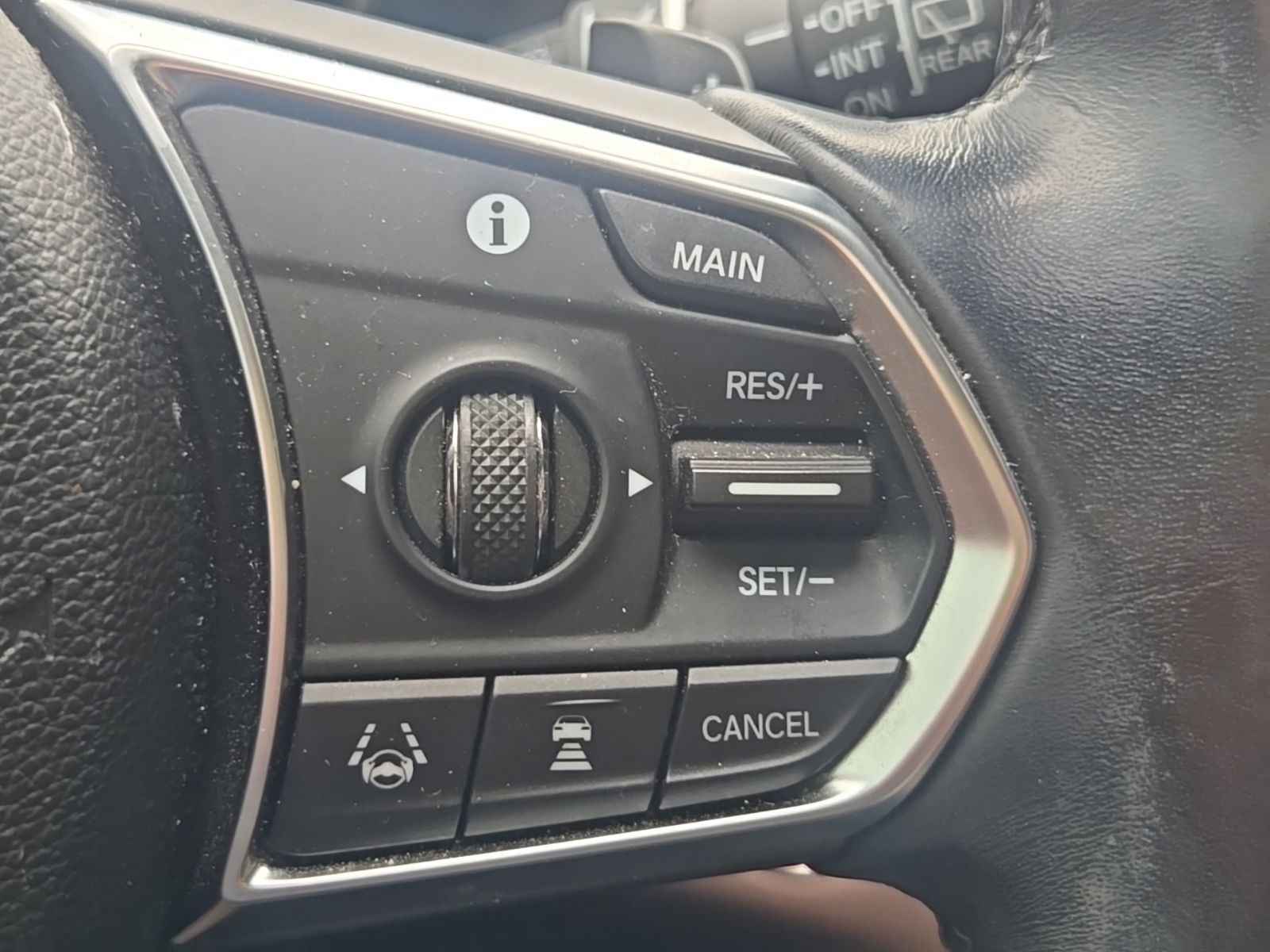 Used 2020  Acura Technology Package image 43