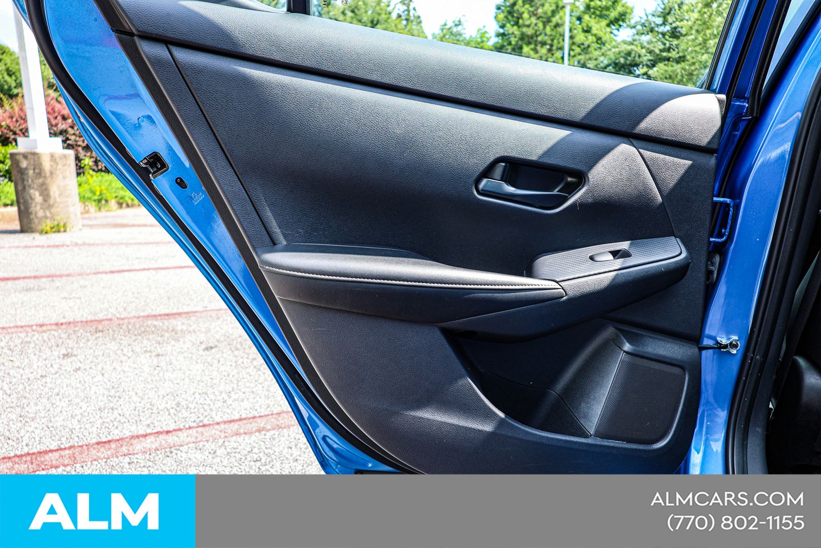 Used 2024 Blue Nissan SV image 41