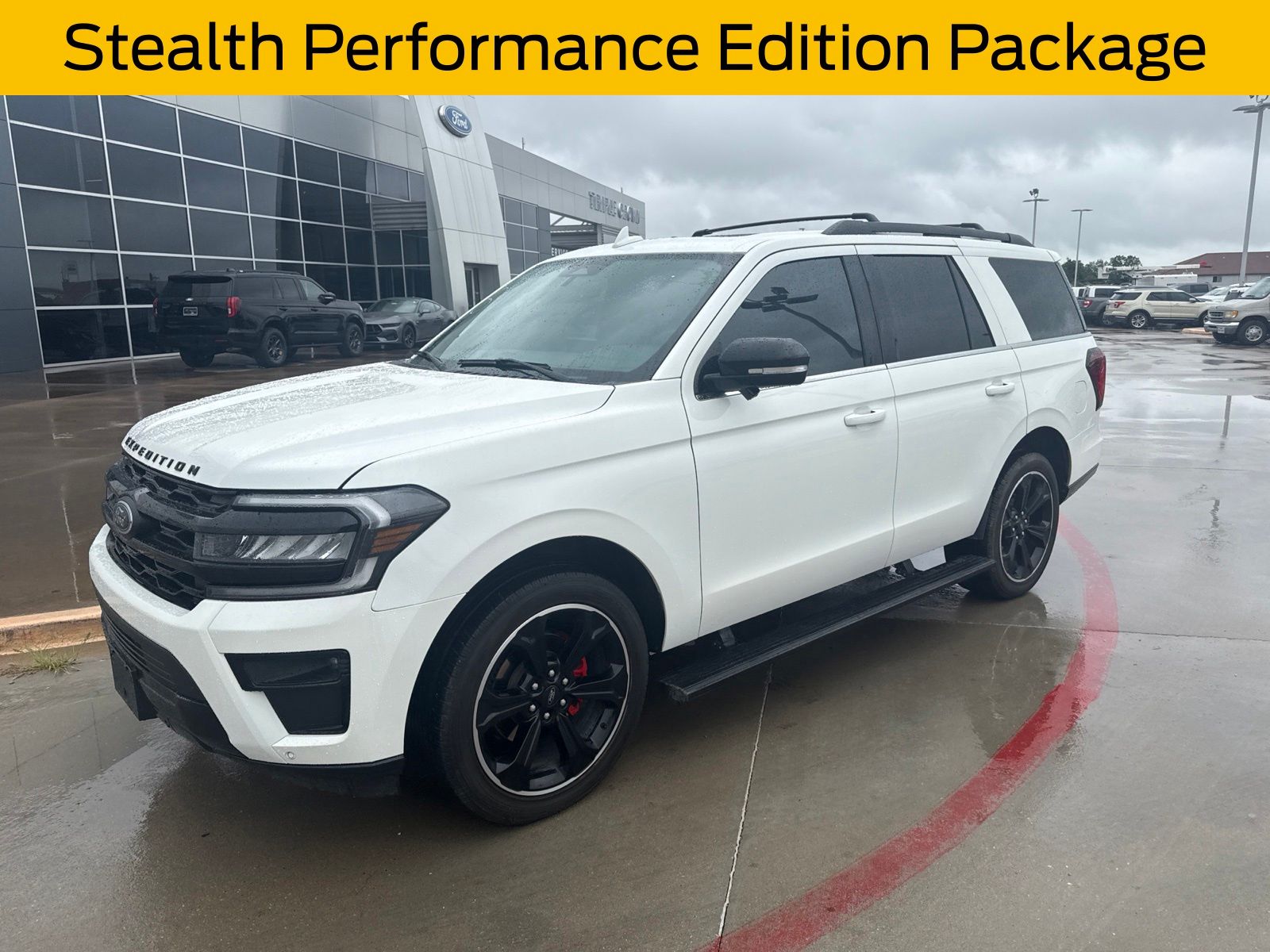 White Metallic 2024 Ford Expedition SUV / Crossover 4X2 Automatic