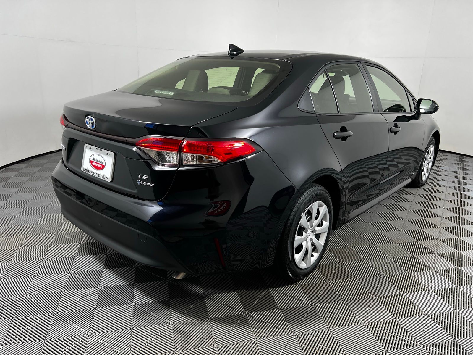 Thumbnail: 2025 Toyota Corolla - 5