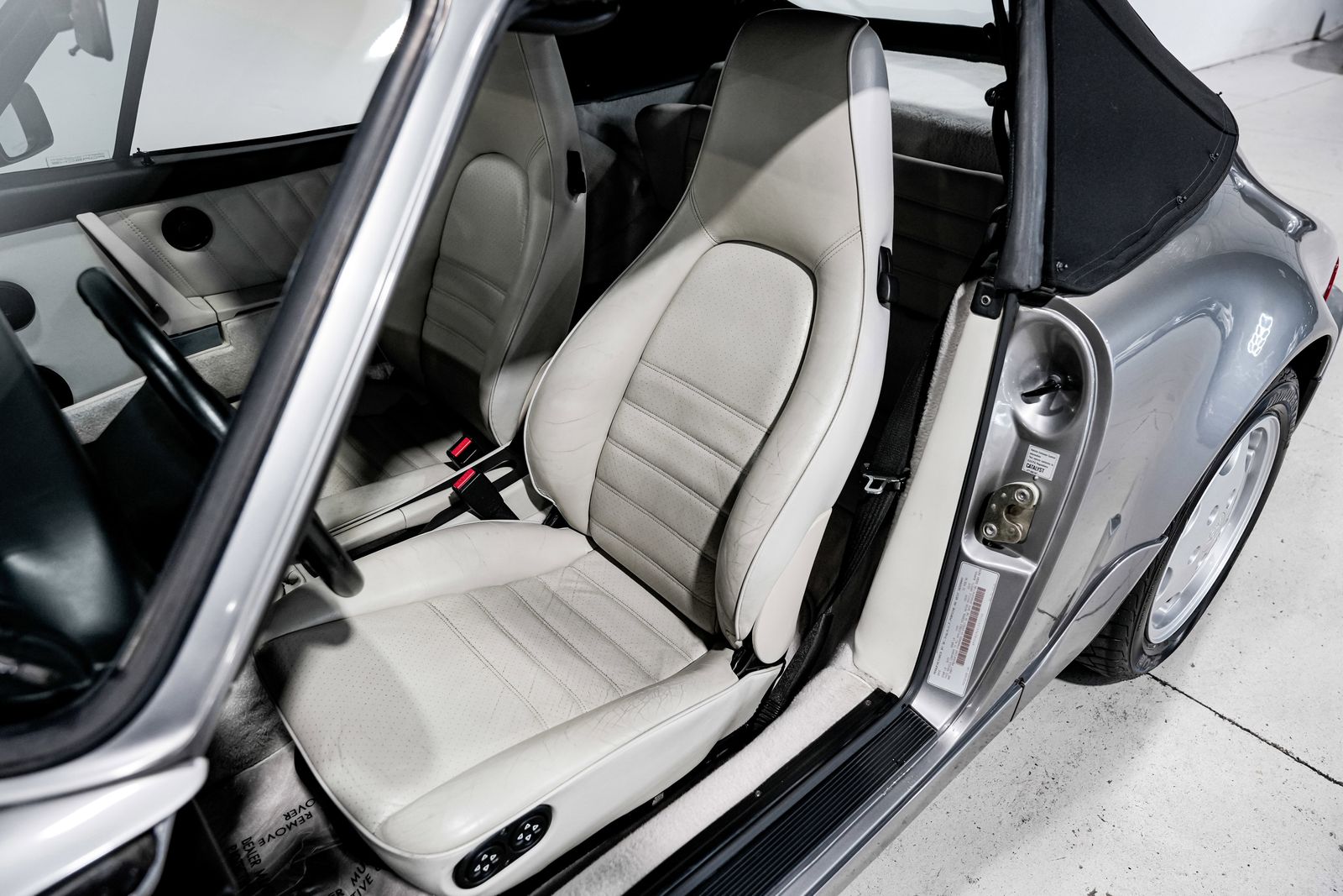 1990 Porsche 911 Carrera — photo 20