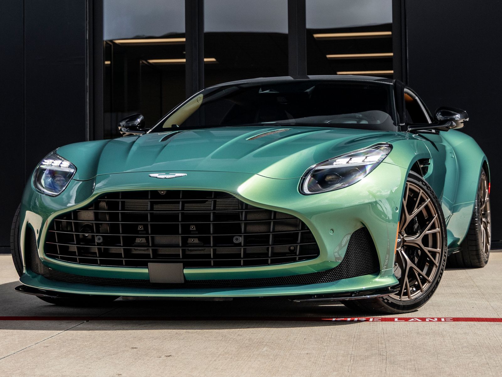Q Iridescent Emerald 2025 Aston Martin DB12 Coupe Rear-Wheel Drive 8-Speed Automatic