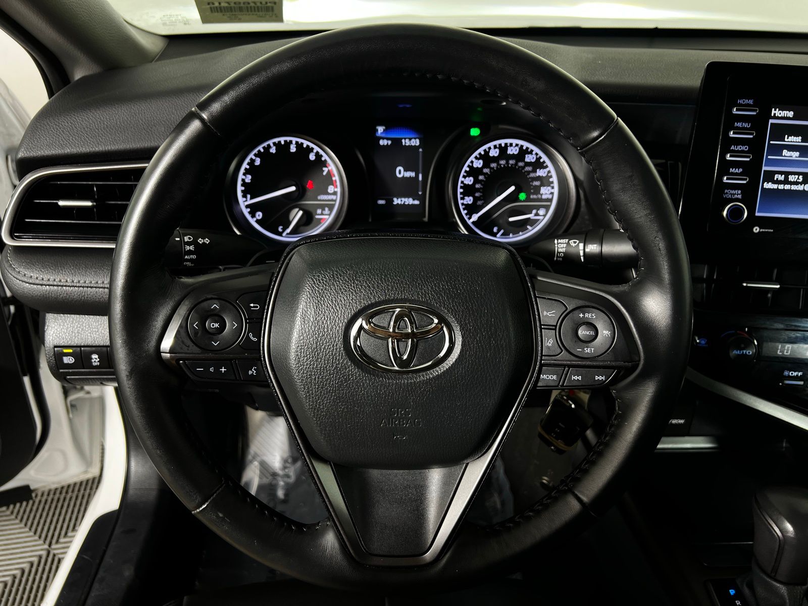 2023 Toyota Camry SE 14