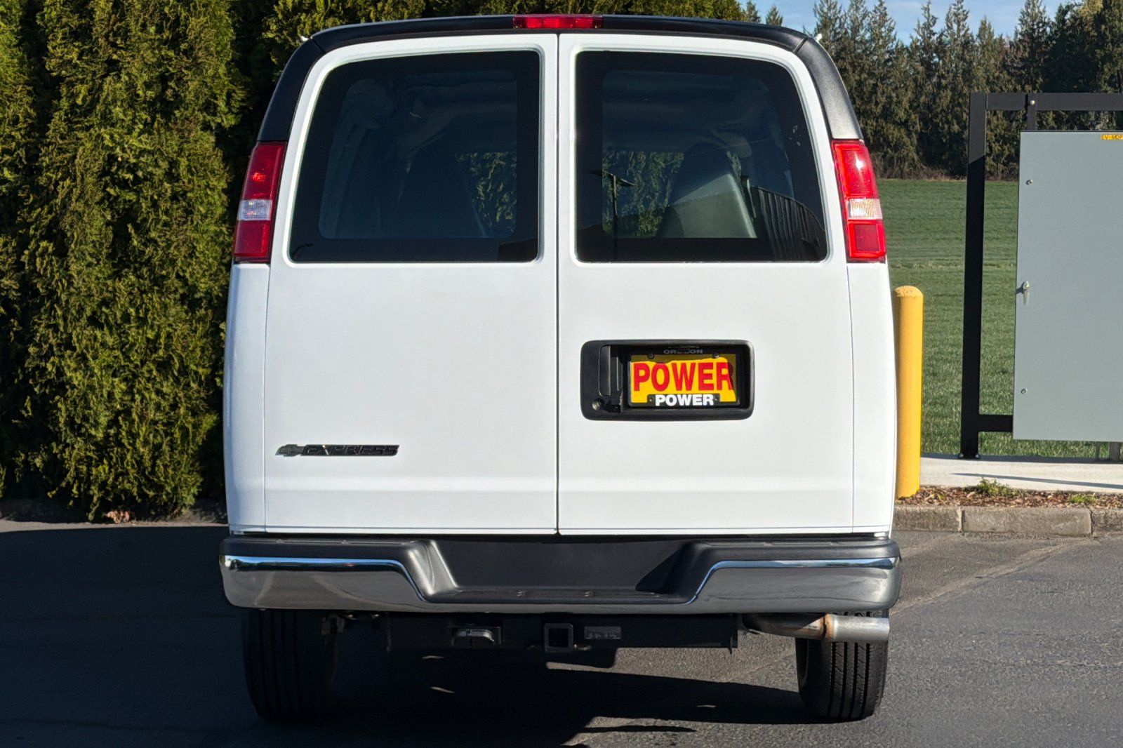 View vehicle photo 6
