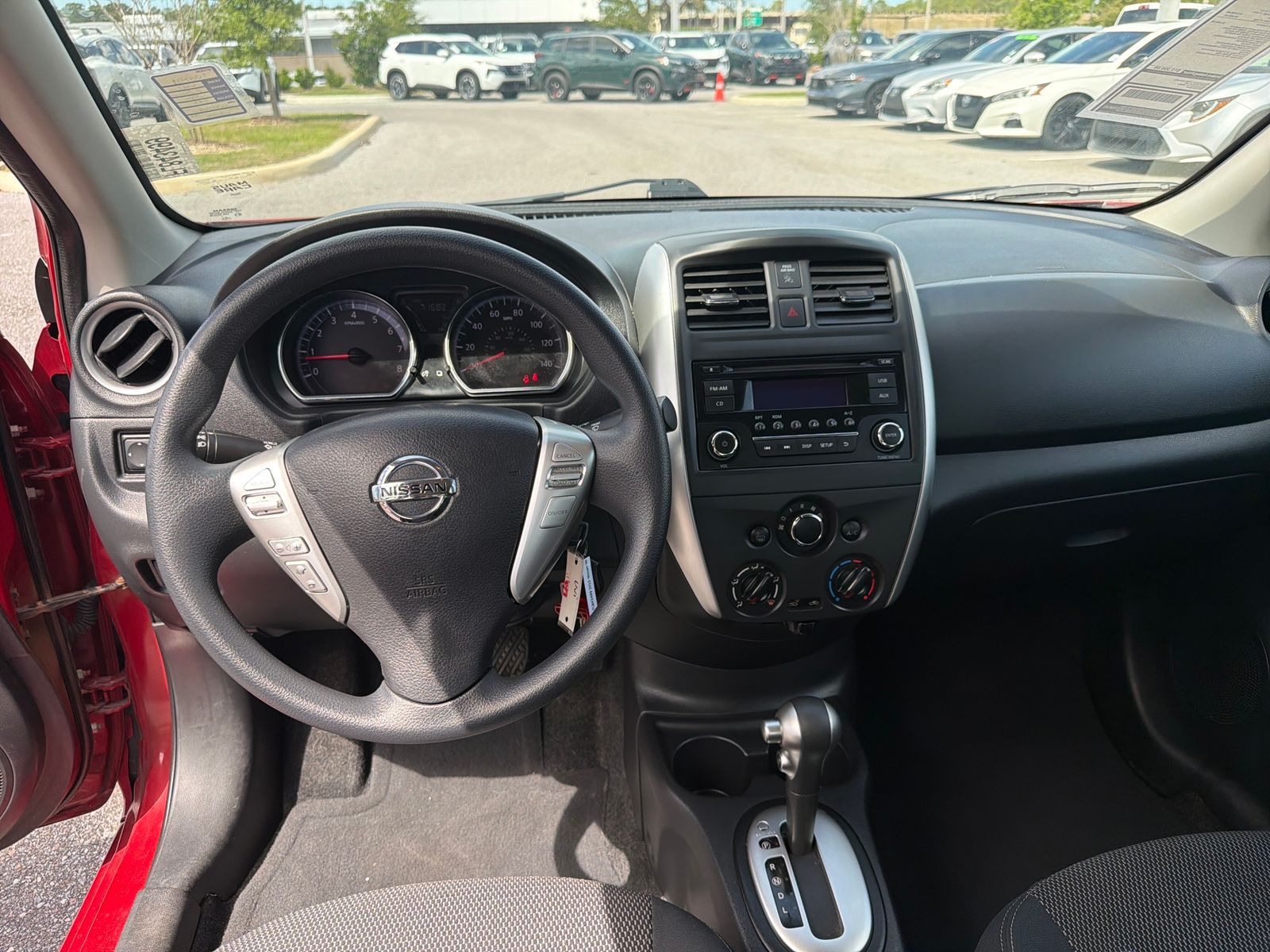 Used 2015 Nissan Versa 1.6 SV 4D Sedan
