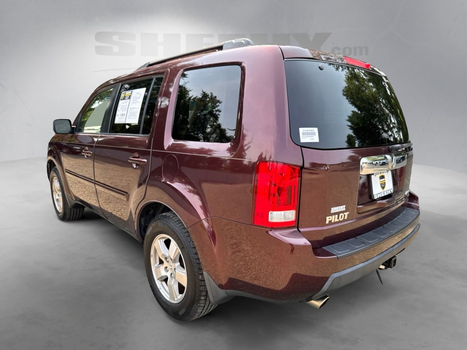 Used 2011 Dark Cherry Pearl Honda EX-L image 13