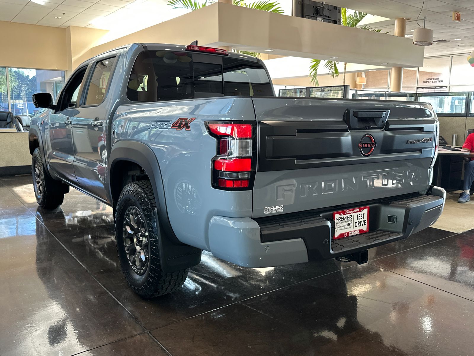 View vehicle photo 6