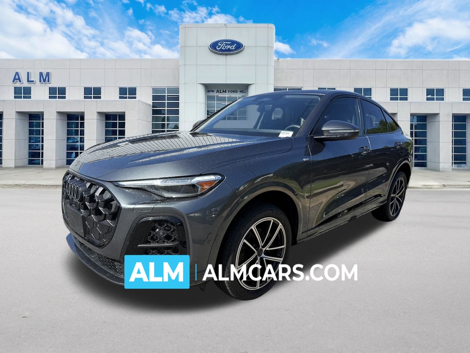Tambora Gray Metallic 2026 Audi Q5 Sportback Sedan All-Wheel Drive 7-Speed Automatic