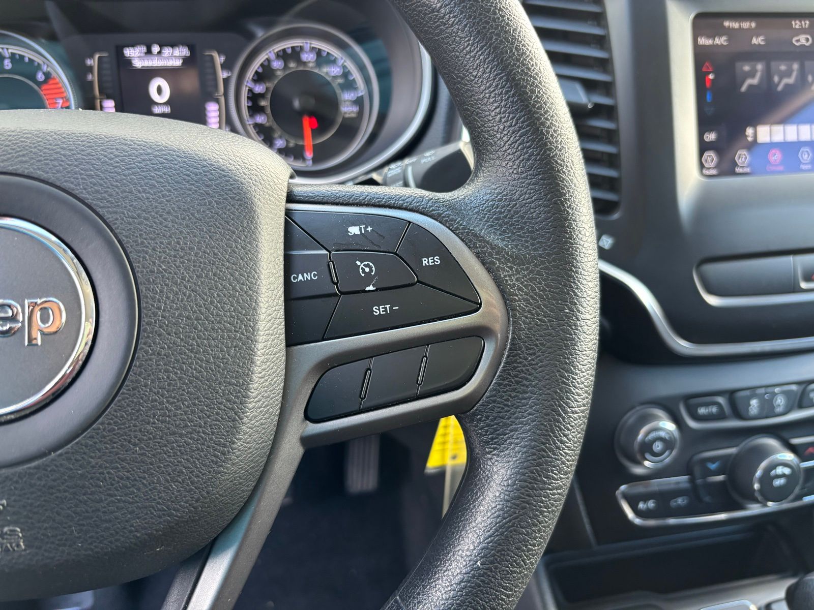 Used Car 2019 Jeep Cherokee  Latitude For Sale Under $10,000 In Austin, Texas