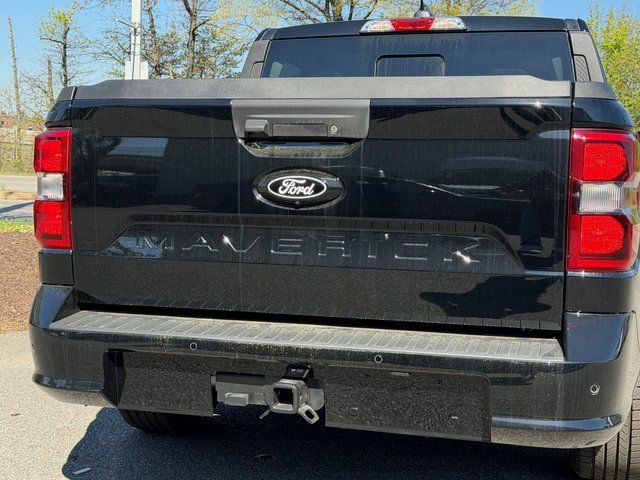 New 2025 Shadow Black Ford Lobo High image 10