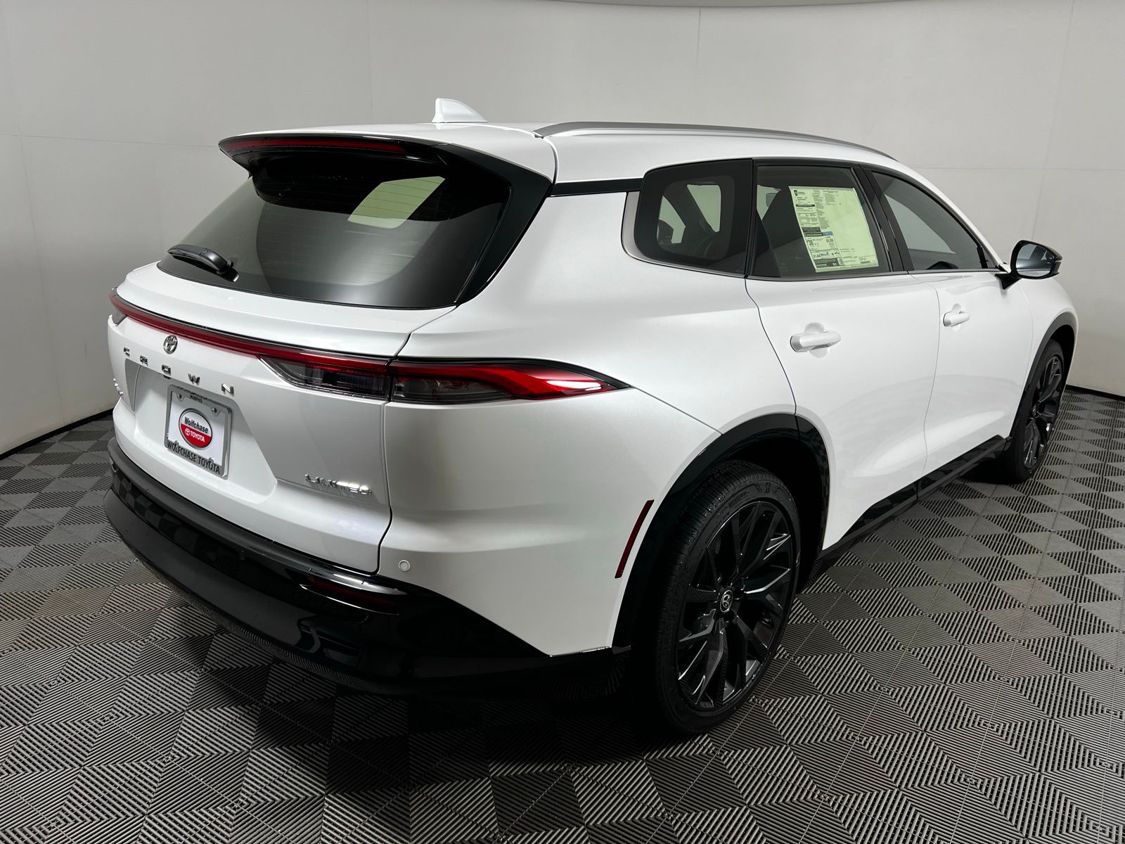 Thumbnail: 2025 Toyota Crown Signia - 5