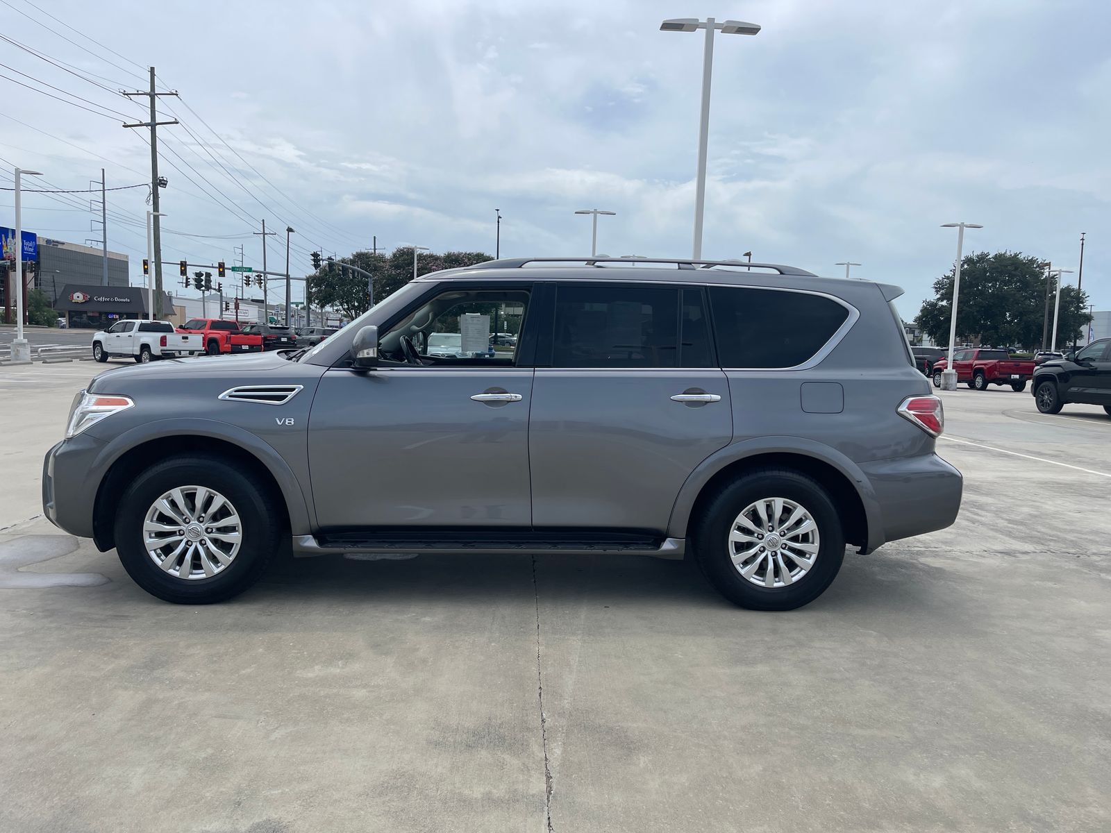View vehicle photo 2