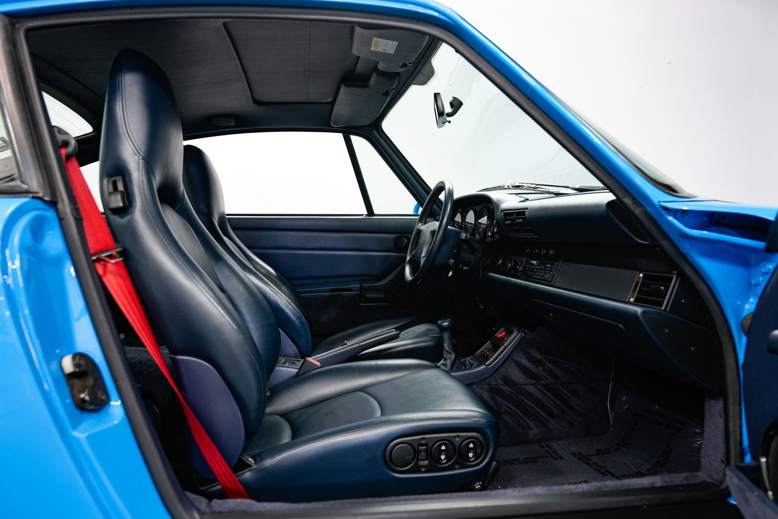1994 Porsche 911 Carrera — photo 29