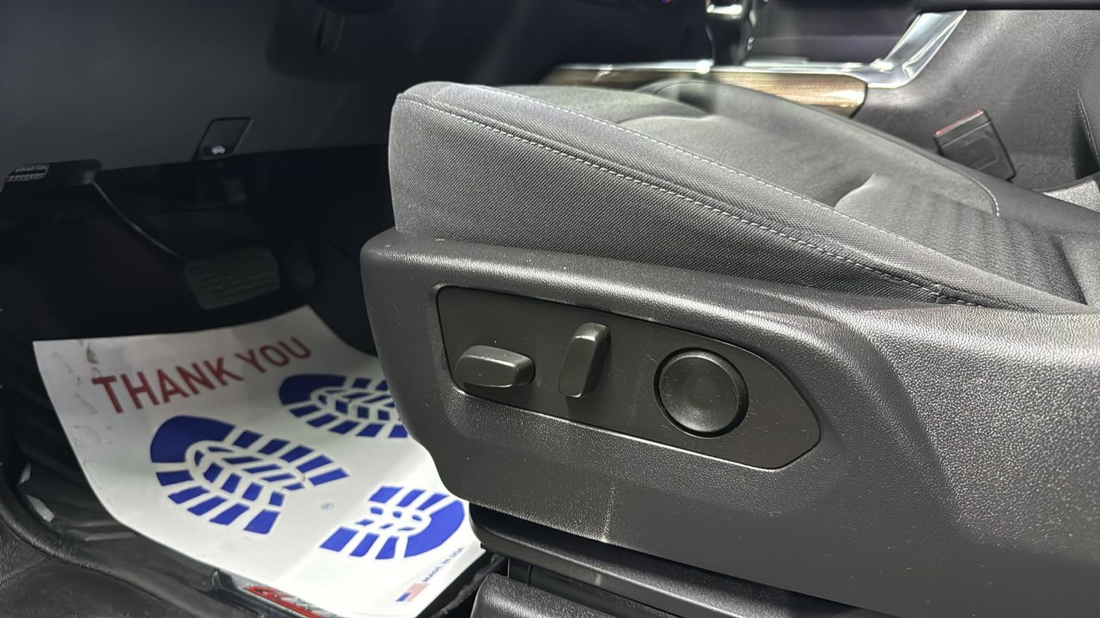 Used Car 2022 Chevrolet Silverado 1500  Lt Trail Boss For Sale Under $50,000 In Austin, Texas