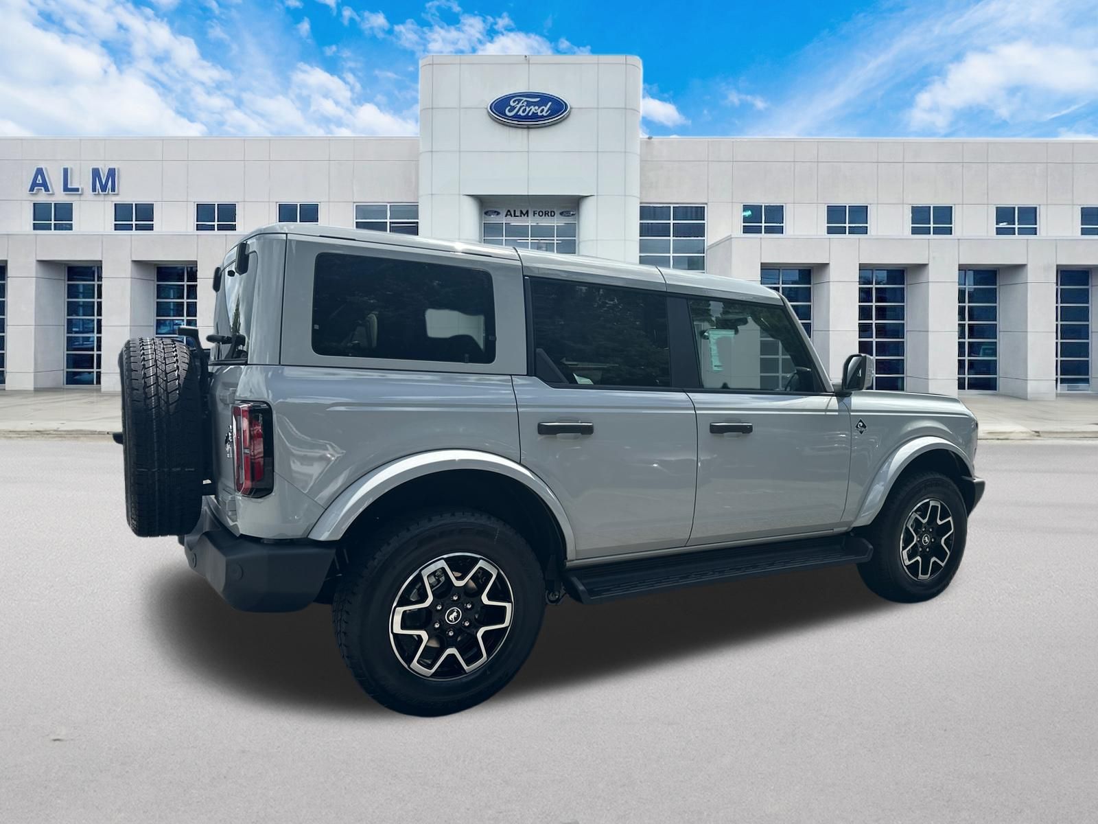 New 2026 Avalanche Gray Ford Outer Banks® image 6