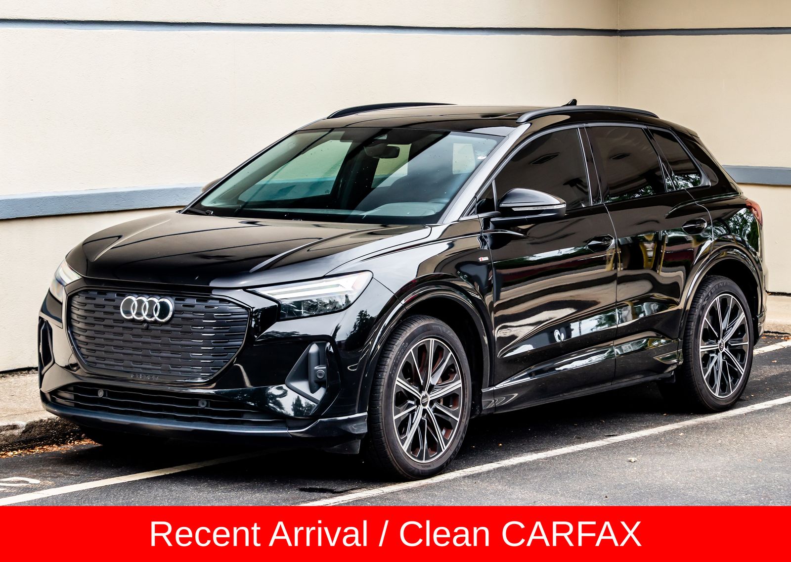 2022 Audi Q4 e-tron quattro Premium Plus 50