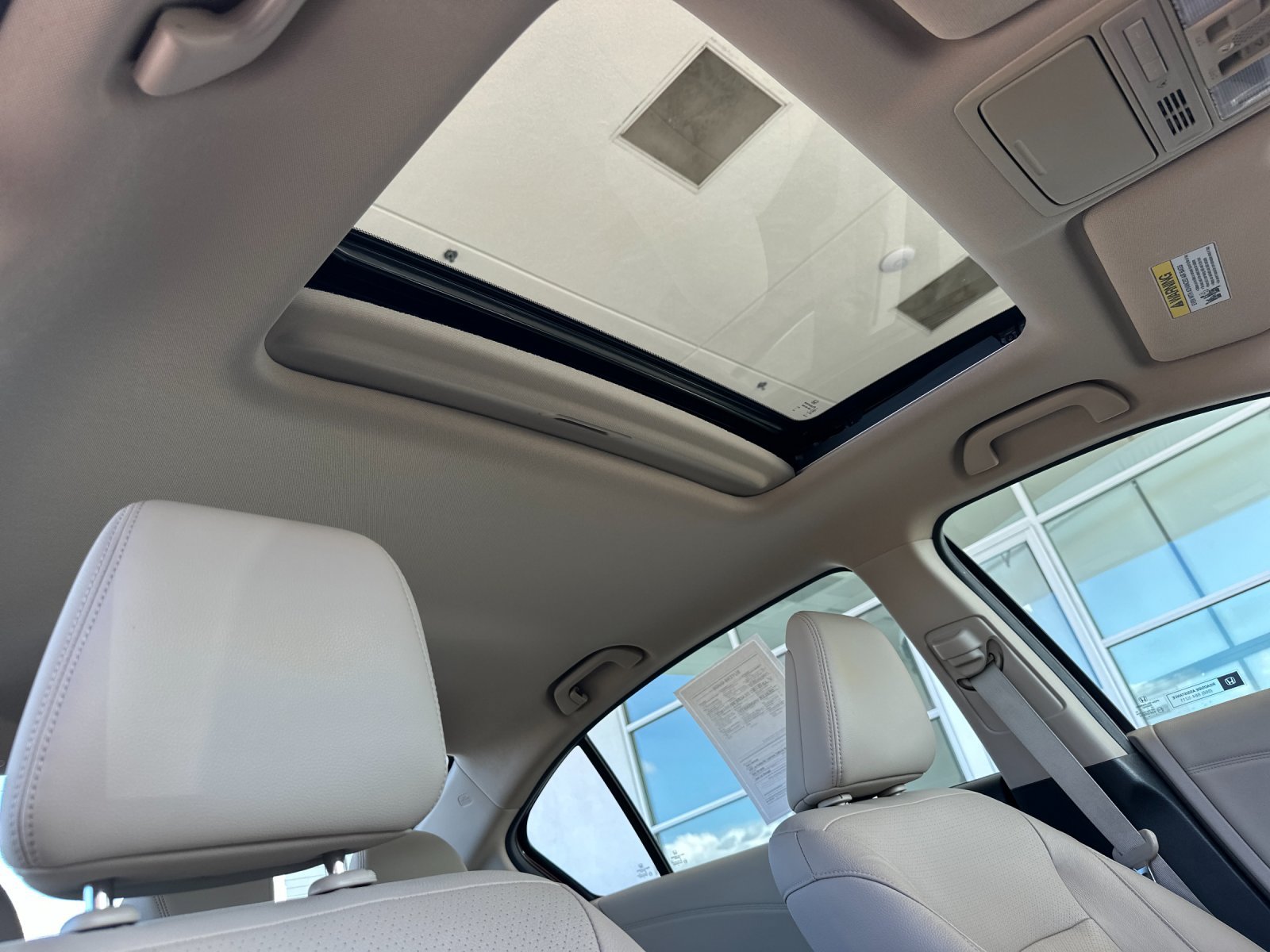 2017 Honda Accord Touring — full photo 16 of 28