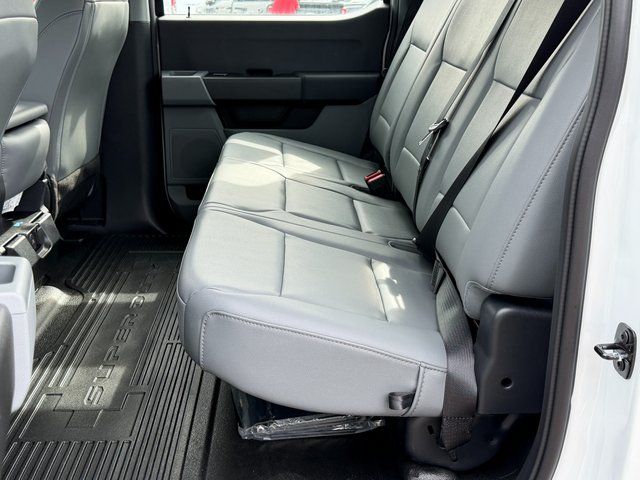 New 2026 Oxford White Ford XL image 17
