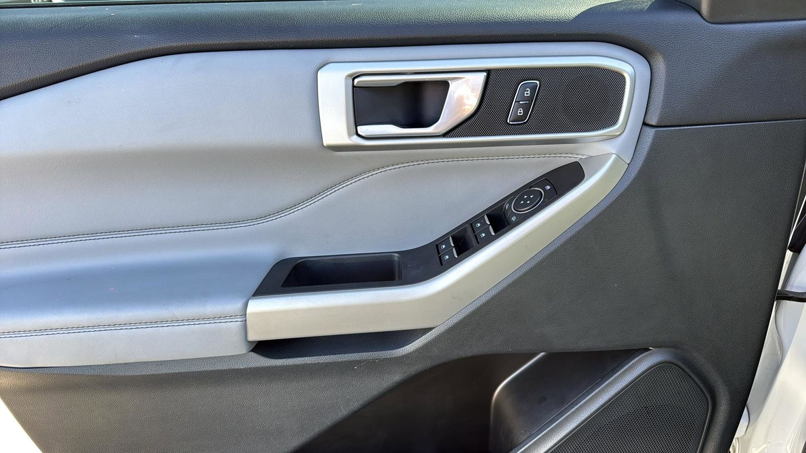 Used Car 2023 Ford Explorer  Xlt For Sale Under $30,000 In Austin, Texas