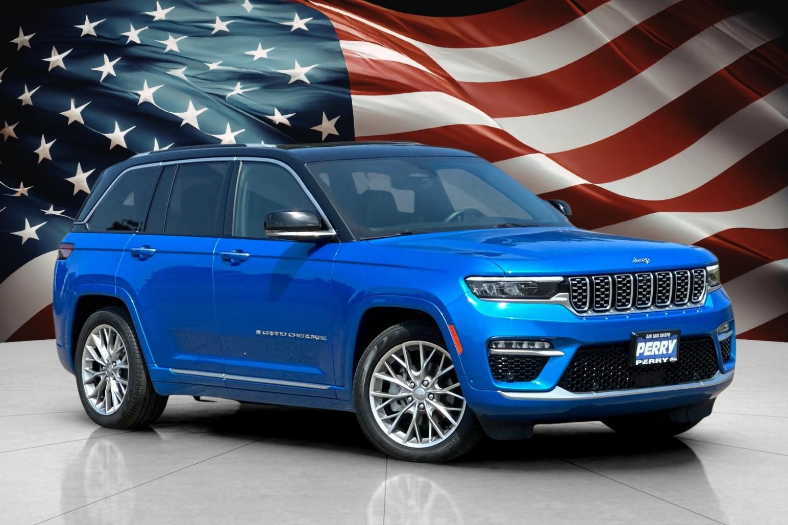Hydro Blue Pearlcoat 2023 Jeep Grand Cherokee SUV / Crossover Four-Wheel Drive 8-Speed Automatic