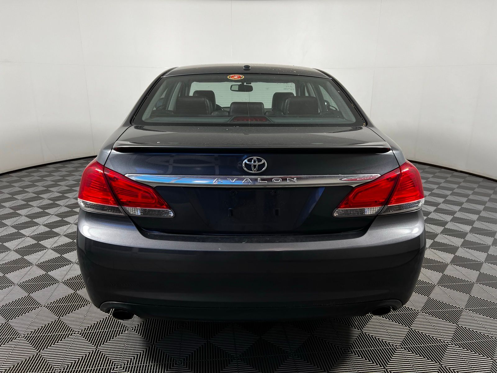 2011 Toyota Avalon Limited 6