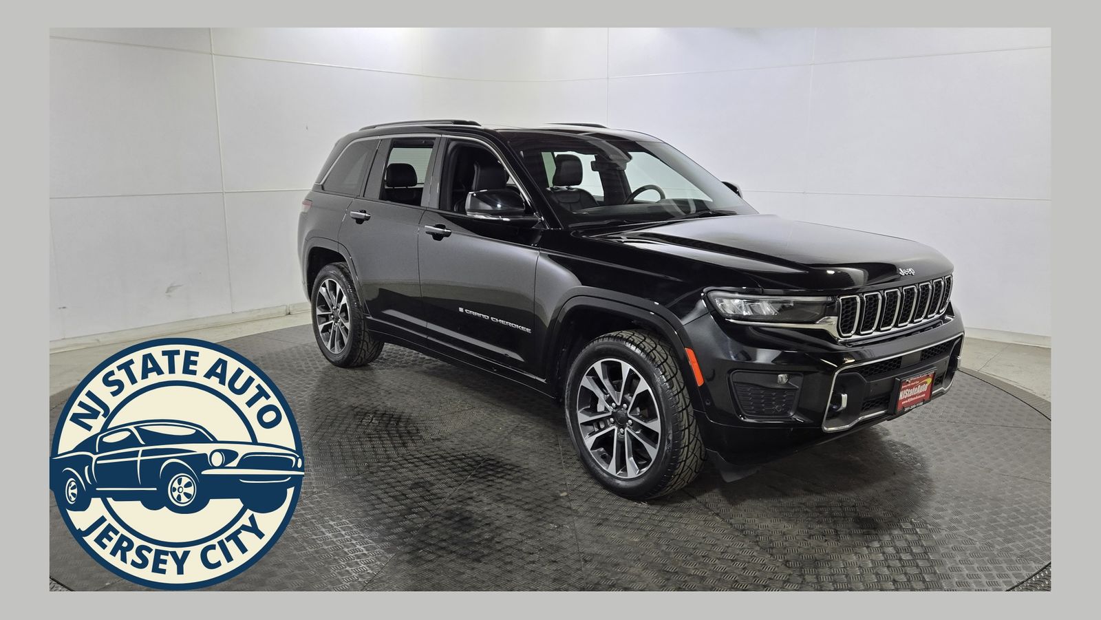 2022 Jeep Grand Cherokee Overland 4WD
