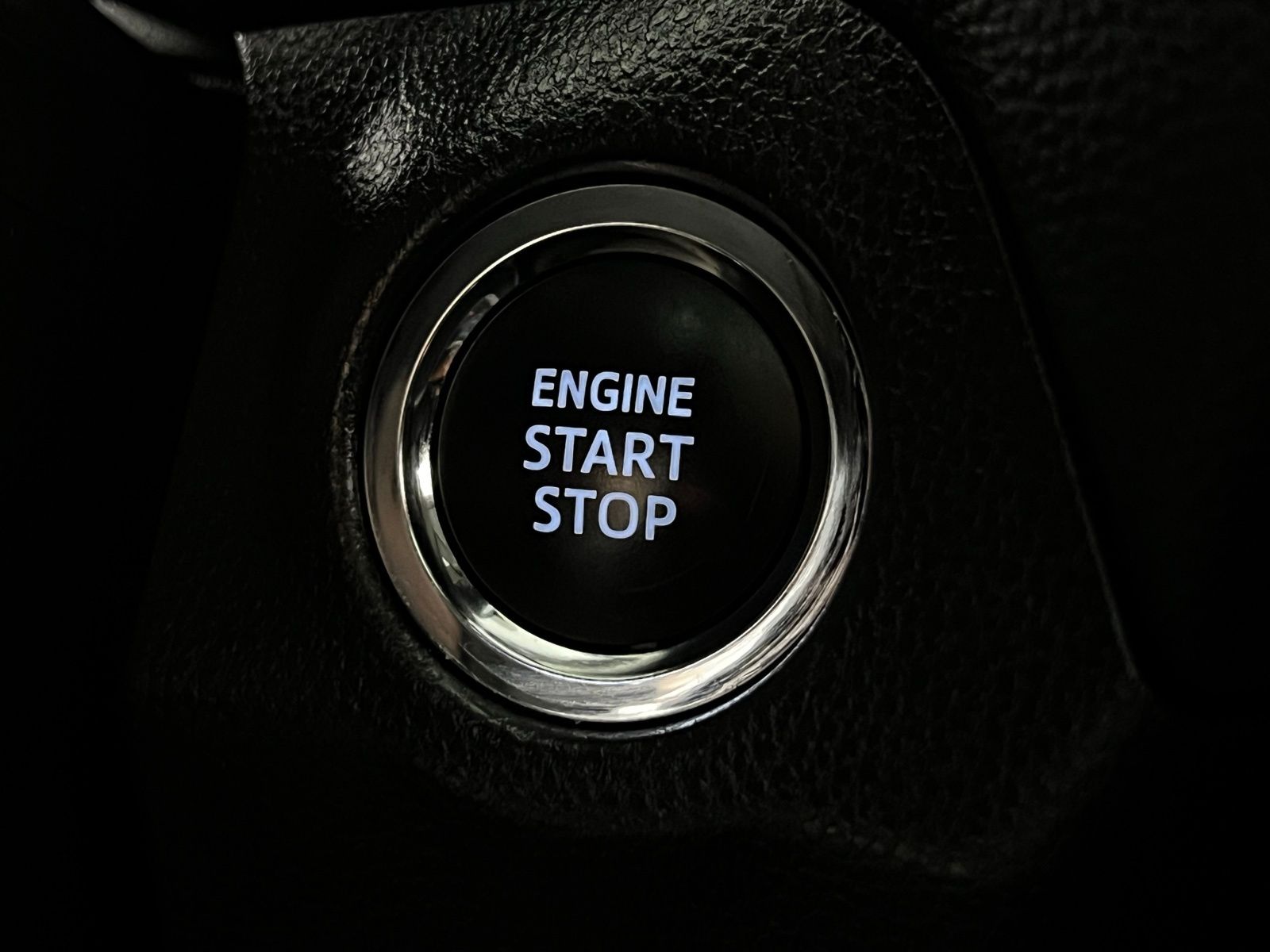 Thumbnail: 2025 Toyota RAV4 - 20