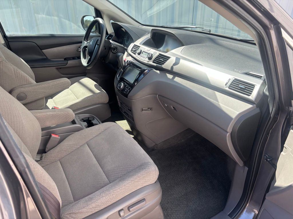 Used Car 2016 Honda Odyssey  Se For Sale Under $20,000 In Austin, Texas