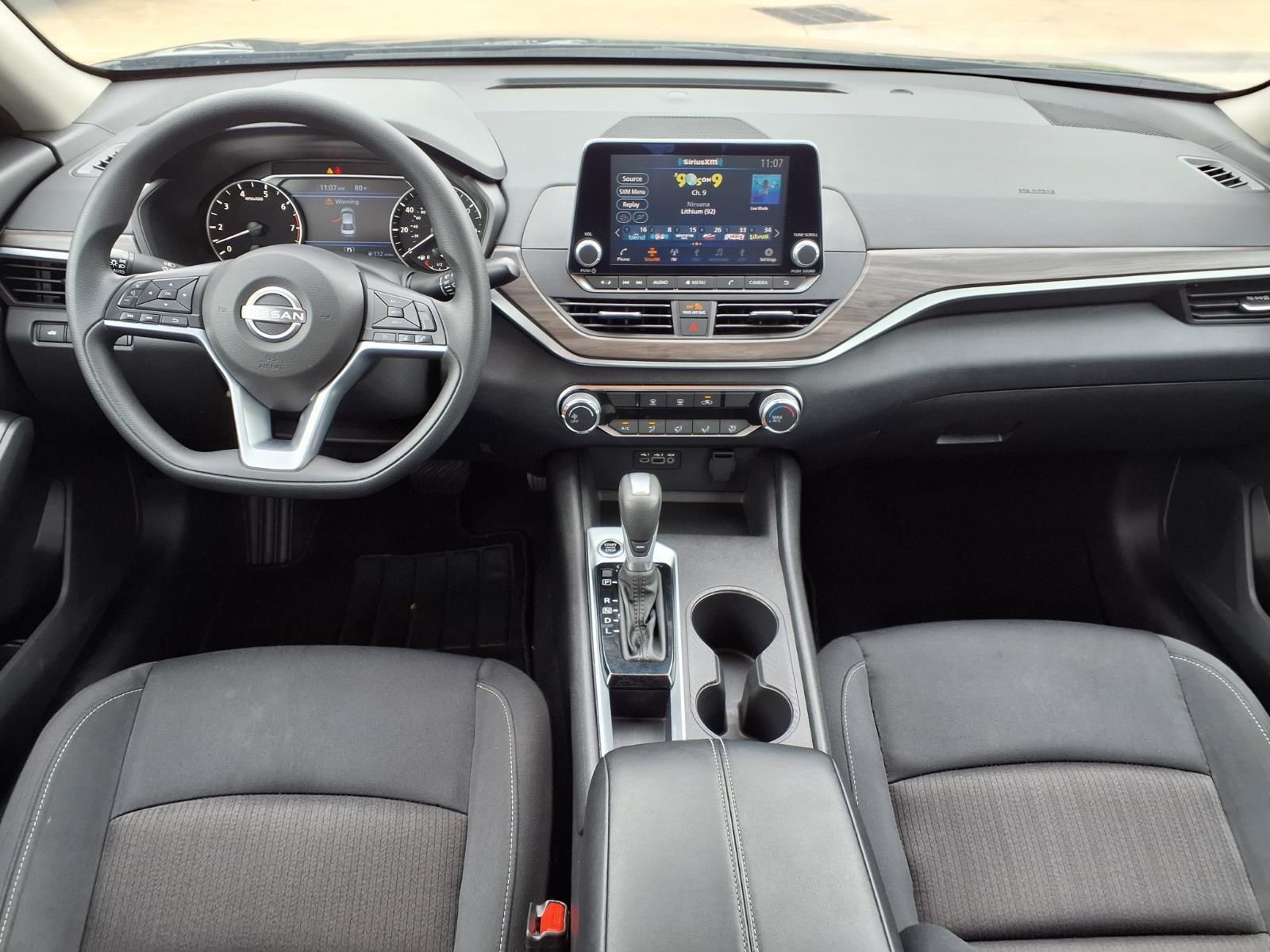 2025 Nissan Altima 2.5 SV - 10