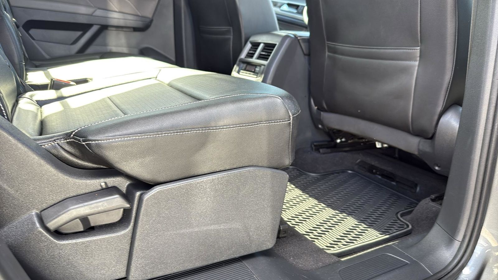 Used Car 2021 Volkswagen Atlas  3.6l V6 Se W/technology For Sale Under $25,000 In Austin, Texas