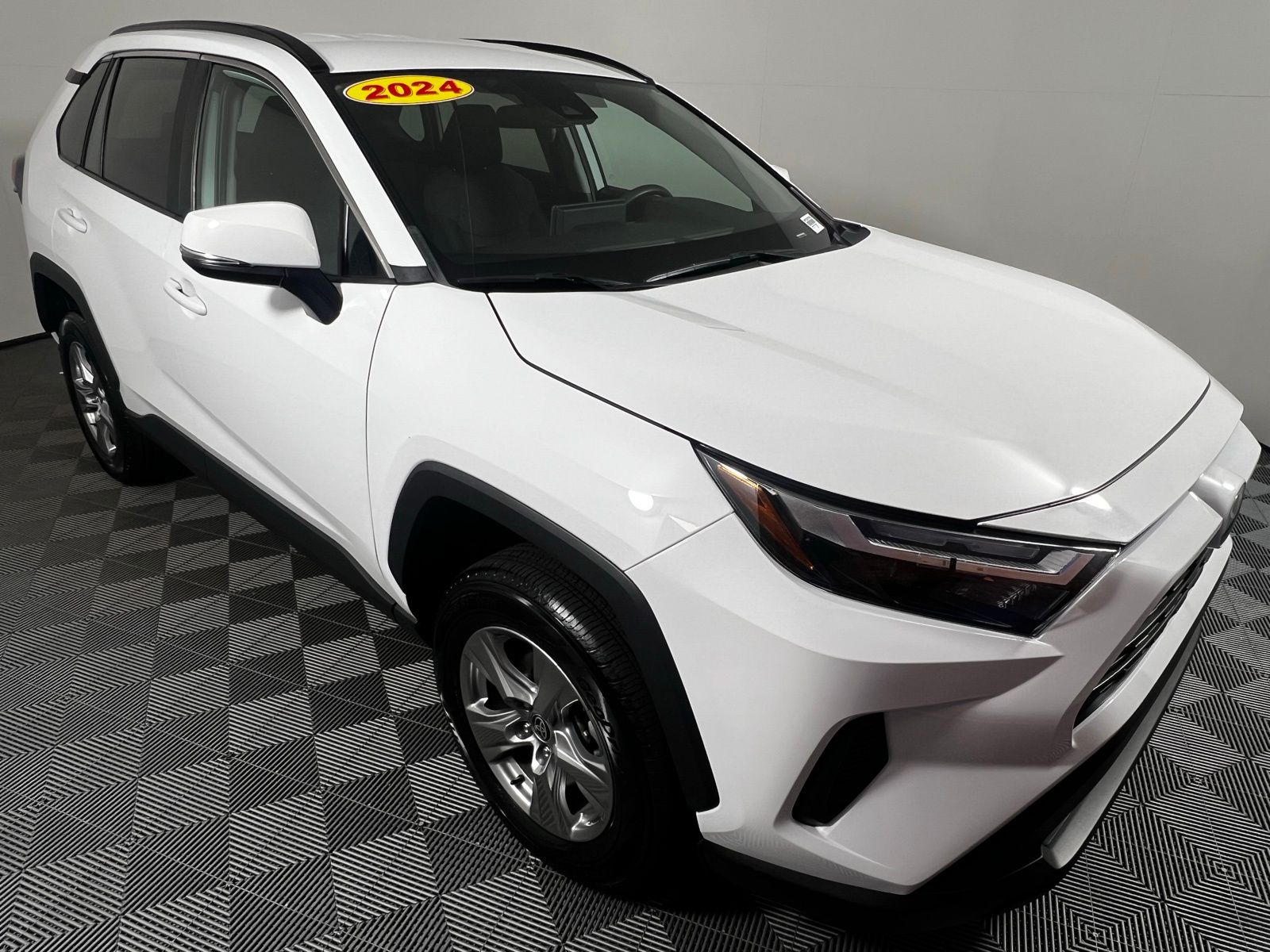 Thumbnail: 2024 Toyota RAV4 - 3
