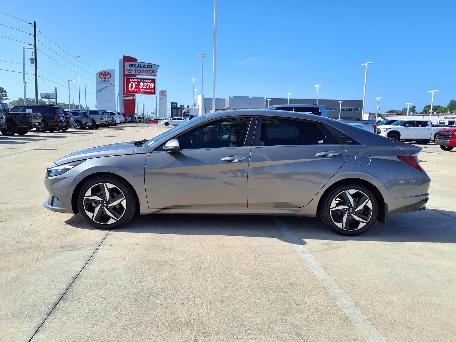 2021 Hyundai Elantra Limited Silver at Emmons Autoplex