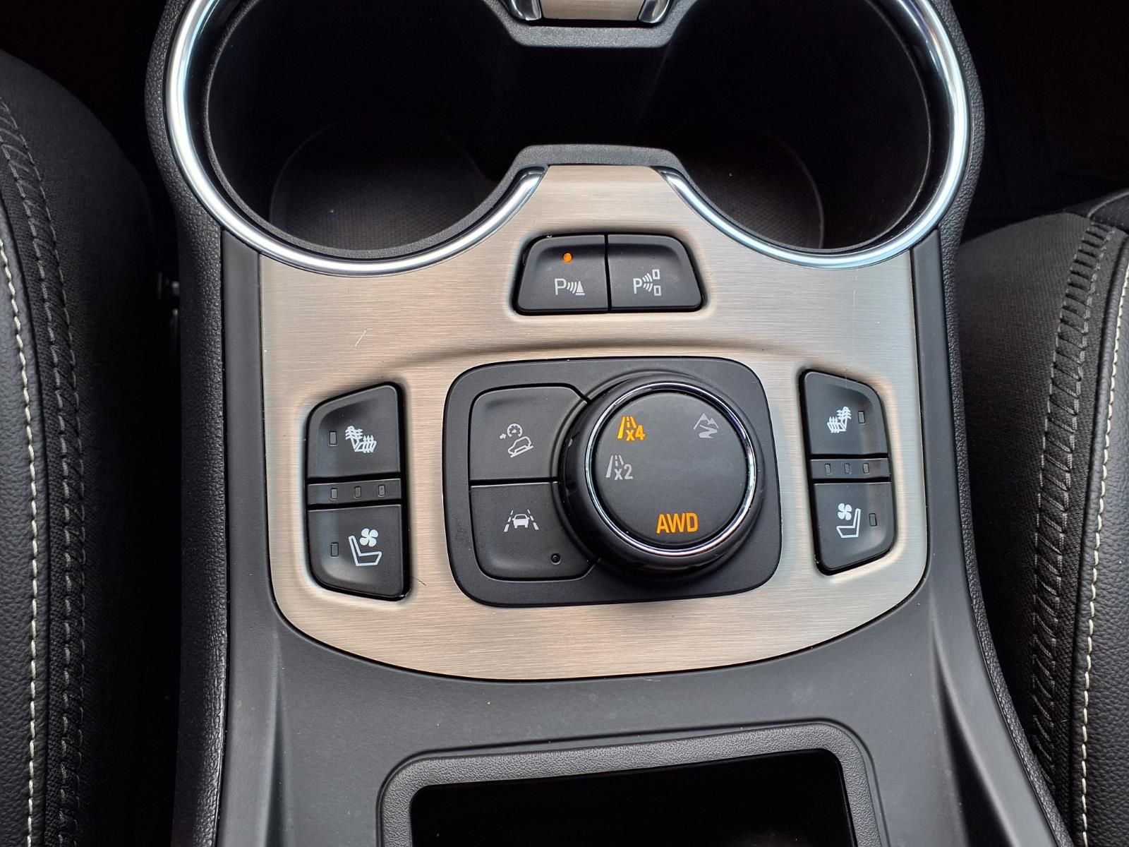 2024 GMC Terrain Denali White at Traditions Chevrolet